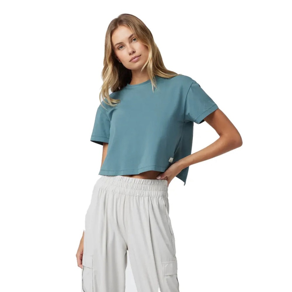 Vuori Feather Cross Back T Shirt NWT